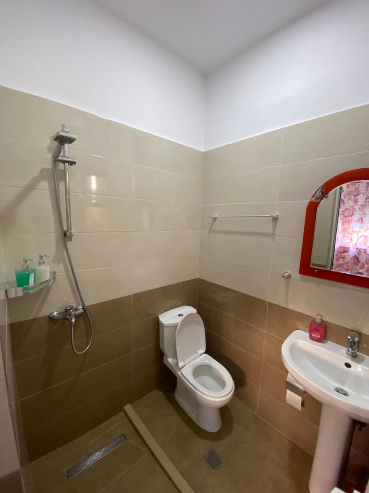 Ayso Inn Tirana City Center Exterior photo